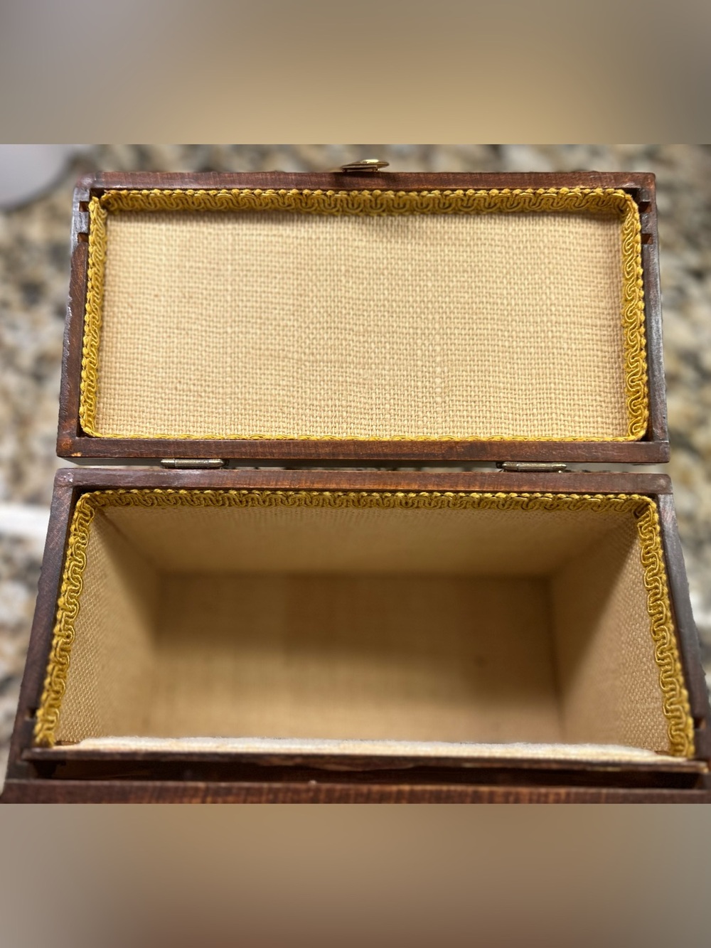 Vintage Style Wooden Owl Box purse with Yellow Handle - Picture 4 of 4
